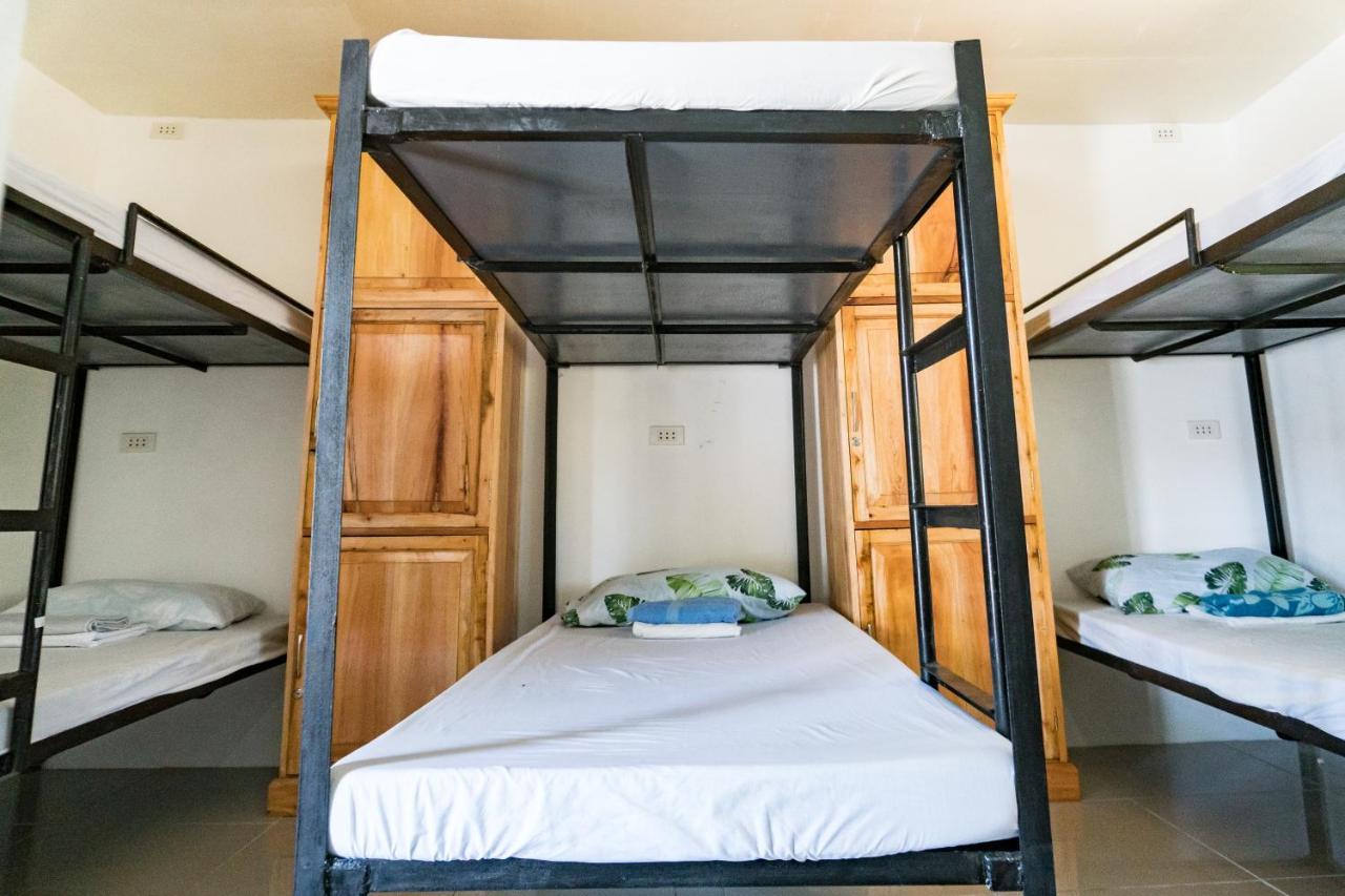Island Girl Bed And Breakfast Moalboal Exterior photo